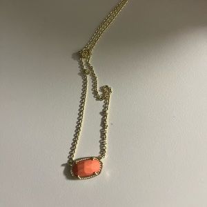 Kendra Scott necklace